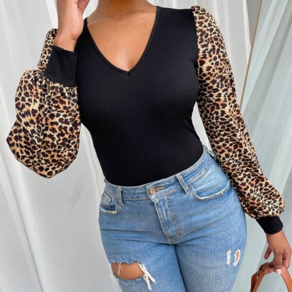 MODA ME COUTURE Tops - GLAM GOALS Leopard Print Bishop Sleeve Tee